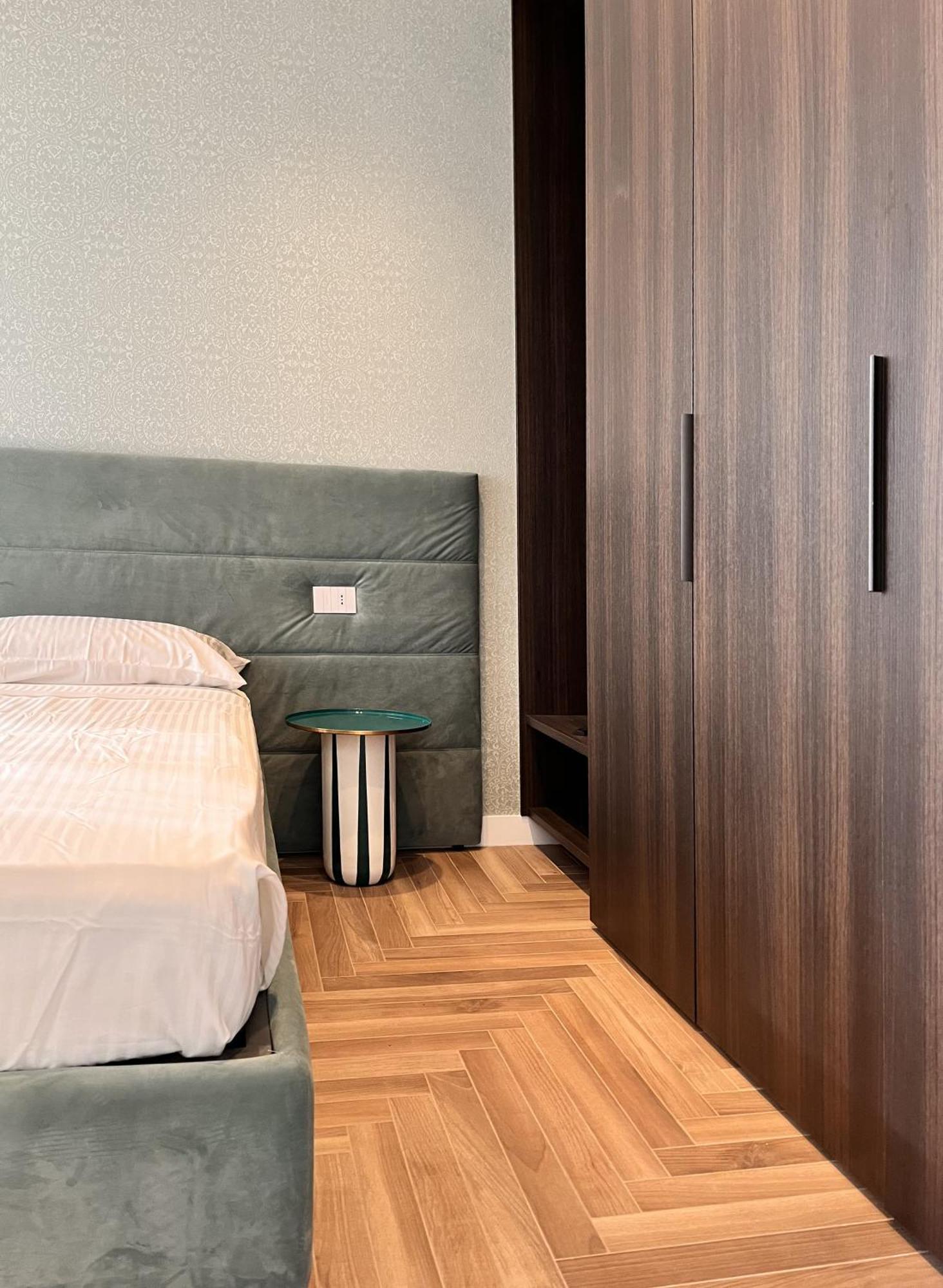Yls Luxury Suites Милан Экстерьер фото